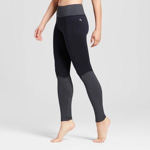 ✨ NWOT JoyLab black and gray leggings size large ✨